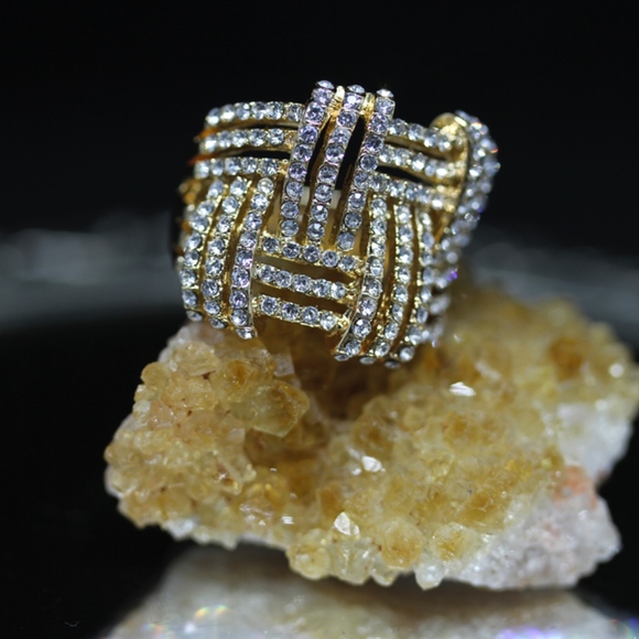 18k Gold Dipped Swarovski Statement Ring - Picture 1 of 8